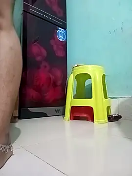 Snapshot of Sumi-roy chatting on October 28, 2025, 2:04 am Sumi-roy online show from October 28, 2025, 2:04 am