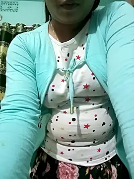 Snapshot of Sumi-roy chatting on December 15, 2025, 5:17 pm Sumi-roy online show from December 15, 2025, 5:17 pm