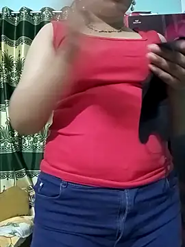 Snapshot of Sumi-roy chatting on April 6, 2026, 1:12 pm Sumi-roy online show from April 6, 2026, 1:12 pm