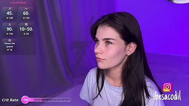 adriana allien online show from November 15, 2025, 9:11 pm