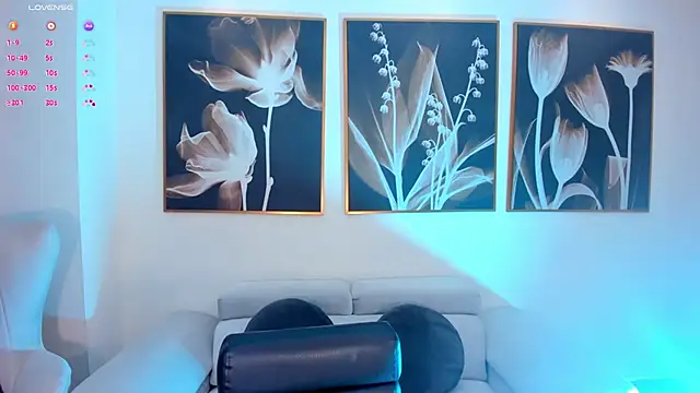 TaraLawrence online show from October 5, 2025, 2:21 am