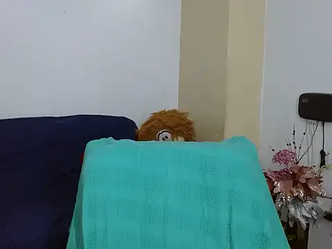  melisaa  online show from February 17, 2026, 8:04 pm