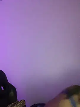  18 laura online show from January 12, 2025, 10:02 am