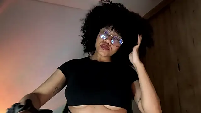 Ale xandra online show from June 27, 2026, 1:21 am