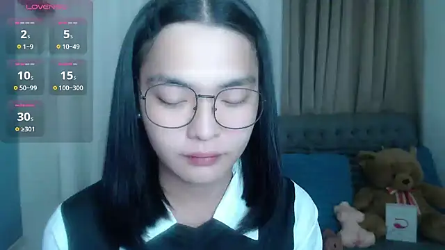 Snapshot of zhaviahale21 chatting on July 12, 2026, 9:33 am zhaviahale21 online show from July 12, 2026, 9:33 am