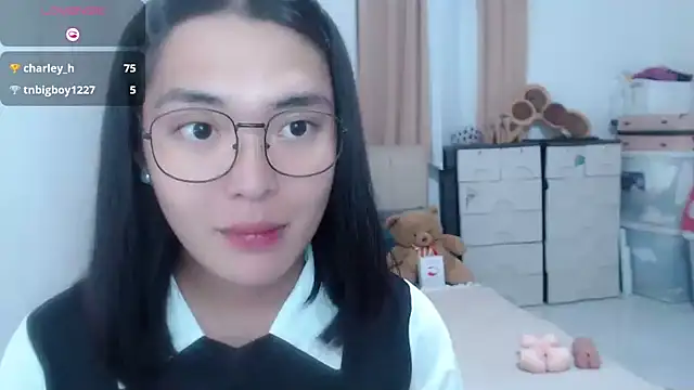 Snapshot of zhaviahale21 chatting on July 28, 2026, 3:32 pm zhaviahale21 online show from July 28, 2026, 3:32 pm