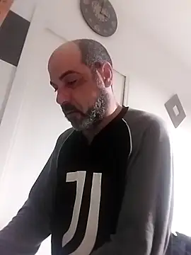 Snapshot of affascino chatting on February 14, 2026, 7:05 am affascino online show from February 14, 2026, 7:05 am