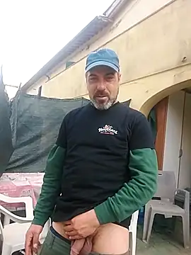 Snapshot of affascino chatting on March 2, 2026, 10:44 am affascino online show from March 2, 2026, 10:44 am