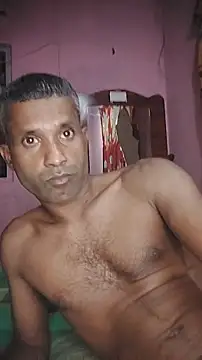 Snapshot of touldad chatting on December 14, 2025, 7:07 pm touldad online show from December 14, 2025, 7:07 pm