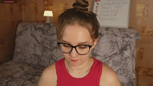 Miatiny online show from January 17, 2025, 7:05 pm