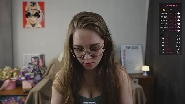 Snapshot of Miatiny chatting on March 15, 2026, 6:25 pm Miatiny online show from March 15, 2026, 6:25 pm