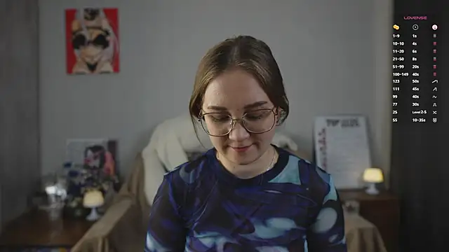 Snapshot of Miatiny chatting on April 3, 2026, 2:48 pm Miatiny online show from April 3, 2026, 2:48 pm