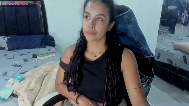 Moon Sammy online show from November 11, 2025, 1:33 pm