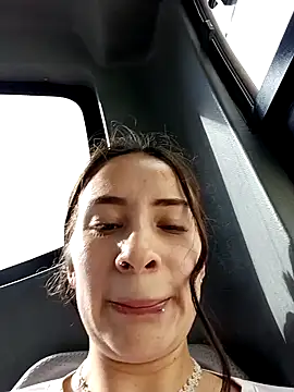 Snapshot of SAMANTHA-16_ chatting on January 29, 2025, 8:35 pm SAMANTHA-16 online show from January 29, 2025, 8:35 pm