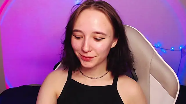 Robin yourss online show from March 9, 2025, 6:11 pm