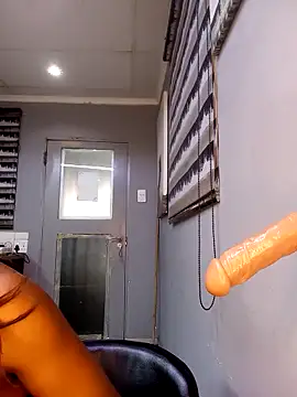 Snapshot of DickDiva1 chatting on February 28, 2025, 12:42 pm DickDiva1 online show from February 28, 2025, 12:42 pm