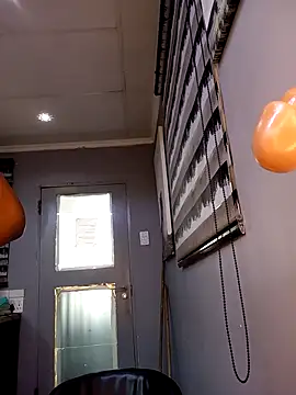 Snapshot of DickDiva1 chatting on March 6, 2025, 2:18 pm DickDiva1 online show from March 6, 2025, 2:18 pm