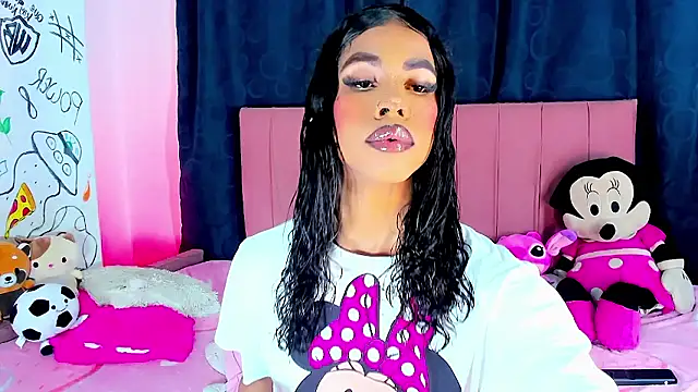 bloom444 online show from January 11, 2026, 2:27 am