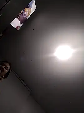 ELEKTRA-LUXURY online show from March 16, 2025, 11:25 pm