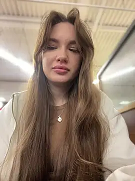 Holly Molii online show from December 7, 2024, 5:15 am