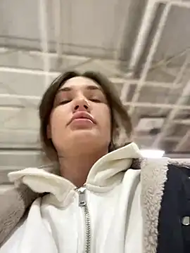 Holly Molii online show from January 8, 2025, 5:16 am