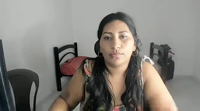 nikol sexy39 online show from February 15, 2025, 11:39 am