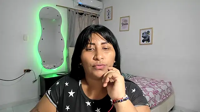 nikol sexy39 online show from September 26, 2025, 1:59 pm