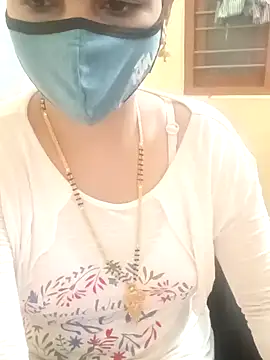 Snapshot of yourtamilcouple chatting on December 26, 2024, 12:05 pm yourtamilcouple online show from December 26, 2024, 12:05 pm