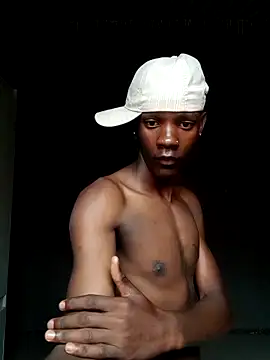 Snapshot of king_kgosiey55 chatting on March 21, 2026, 8:19 am king kgosiey55 online show from March 21, 2026, 8:19 am