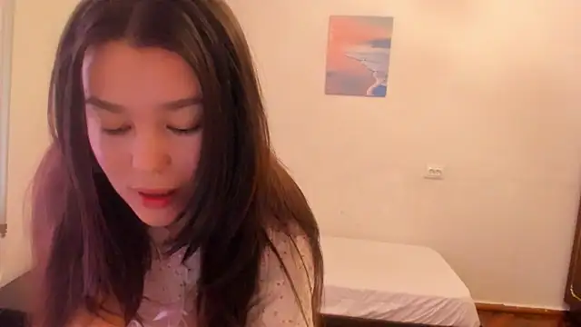 LunaXmii online show from March 8, 2025, 5:59 am