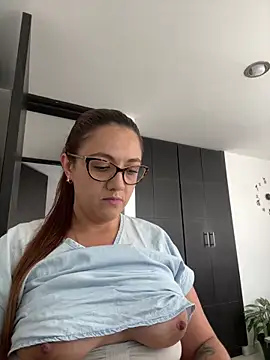 Snapshot of Shianrose chatting on February 27, 2025, 7:26 pm Shianrose online show from February 27, 2025, 7:26 pm