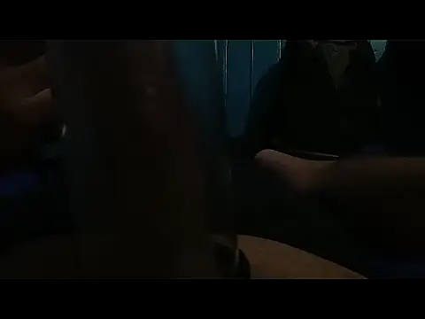 jorgegonzalezxx85 online show from November 23, 2025, 4:12 am