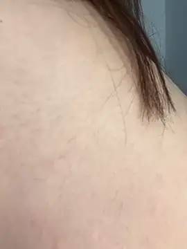 Snapshot of Emmy_flow chatting on November 14, 2025, 11:02 pm Emmy flow online show from November 14, 2025, 11:02 pm