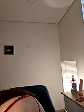 Rachel t  online show from December 16, 2025, 2:44 pm