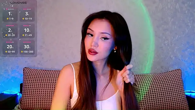 Snapshot of Min_Jee_ chatting on March 4, 2025, 3:26 pm Min Jee  online show from March 4, 2025, 3:26 pm