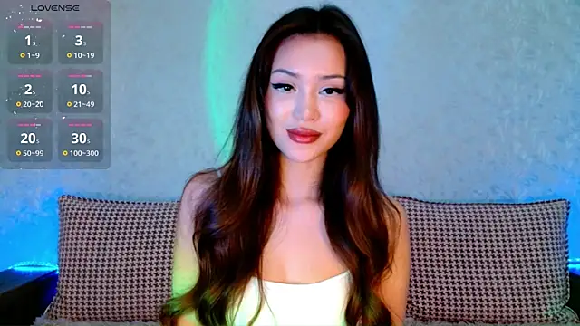 Snapshot of Min_Jee_ chatting on March 10, 2025, 7:42 am Min Jee  online show from March 10, 2025, 7:42 am