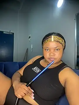 Curveysinaa online show from March 22, 2025, 5:52 pm