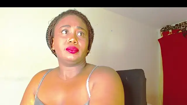 Snapshot of sarhita_cocoa chatting on December 15, 2024, 1:35 am sarhita cocoa online show from December 15, 2024, 1:35 am