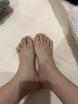 Aimeil online show from December 10, 2024, 3:44 pm