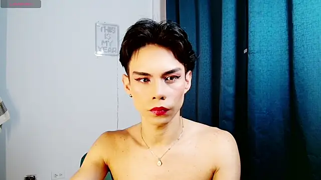 Snapshot of femboykeene chatting on June 4, 2026, 12:16 am femboykeene online show from June 4, 2026, 12:16 am