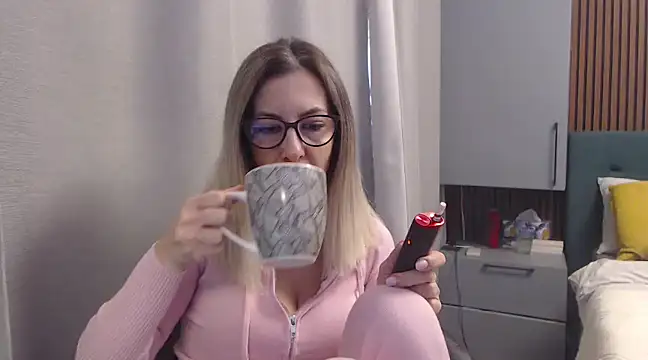 SukyGirl online show from January 19, 2025, 11:56 am