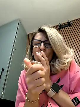 SukyGirl online show from February 9, 2025, 8:33 am