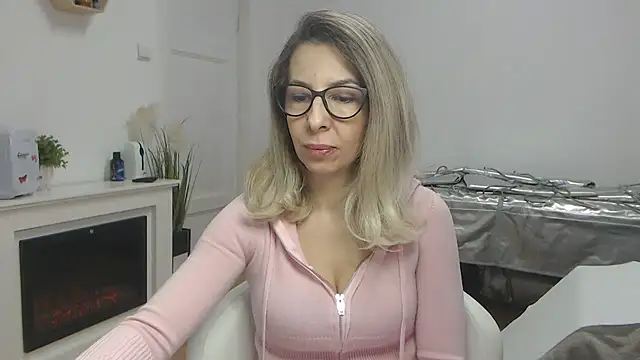 SukyGirl online show from February 27, 2025, 6:50 am