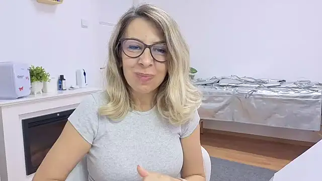 SukyGirl online show from March 13, 2025, 8:48 am