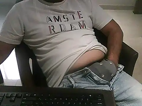 Snapshot of cryptoman1119 chatting on February 24, 2026, 10:24 am cryptoman1119 online show from February 24, 2026, 10:24 am