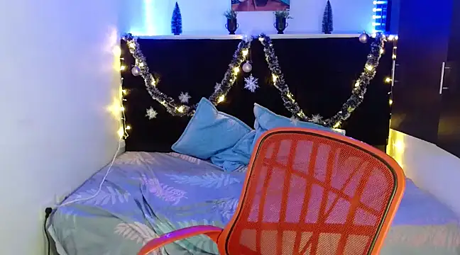 Snapshot of Miapeyton chatting on December 10, 2024, 8:27 pm Miapeyton online show from December 10, 2024, 8:27 pm