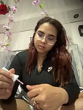 Snapshot of Miapeyton chatting on September 28, 2025, 4:56 pm Miapeyton online show from September 28, 2025, 4:56 pm