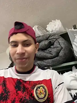 muchaelw3st4r8fuiz online show from January 6, 2025, 3:40 pm