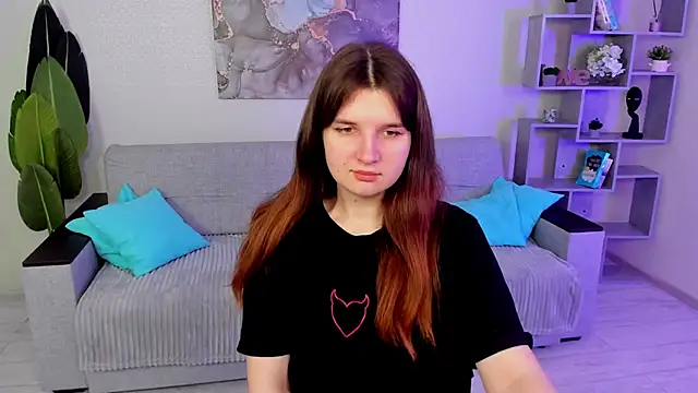 Snapshot of BonneyLove chatting on March 20, 2025, 5:25 pm BonneyLove online show from March 20, 2025, 5:25 pm