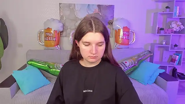 Snapshot of BonneyLove chatting on October 3, 2025, 10:07 pm BonneyLove online show from October 3, 2025, 10:07 pm